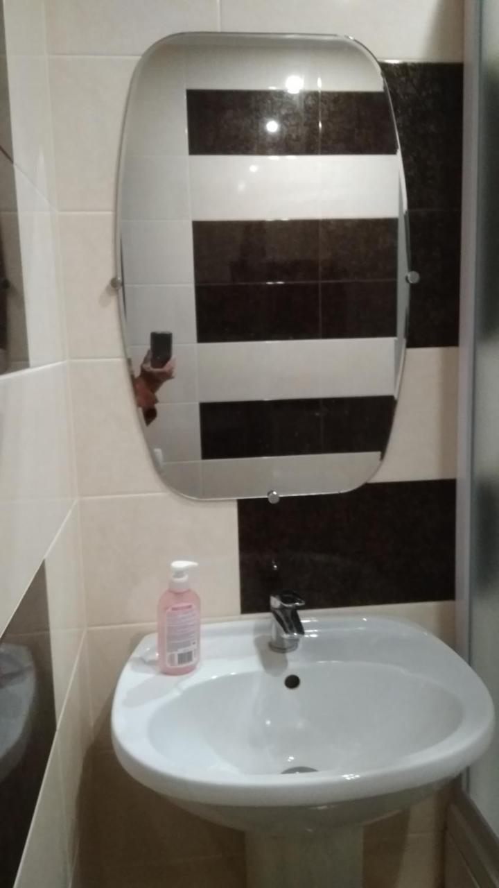 Apartament 35 Проспект Миру Krzywy Róg Zewnętrze zdjęcie